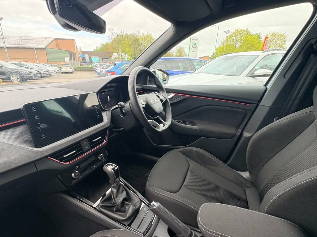 Skoda Kamiq 1.0 Tsi Design Edition Dsg Silver #2