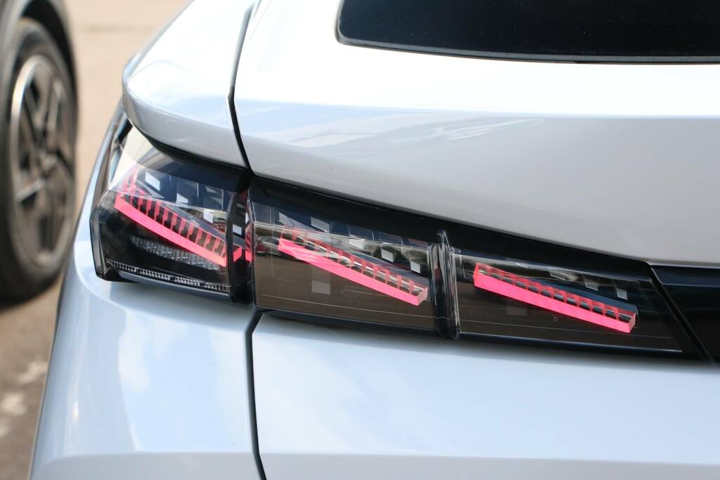 Peugeot 408 1.2 Puretech Gt Eat8 ML24VZK White #6