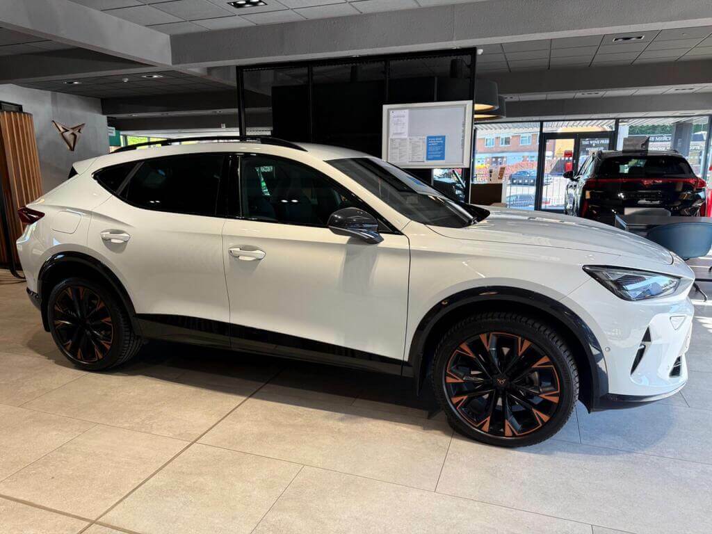 Cupra Formentor 1.5 Etsi 150 V3 Dsg BV75ZNR White #4