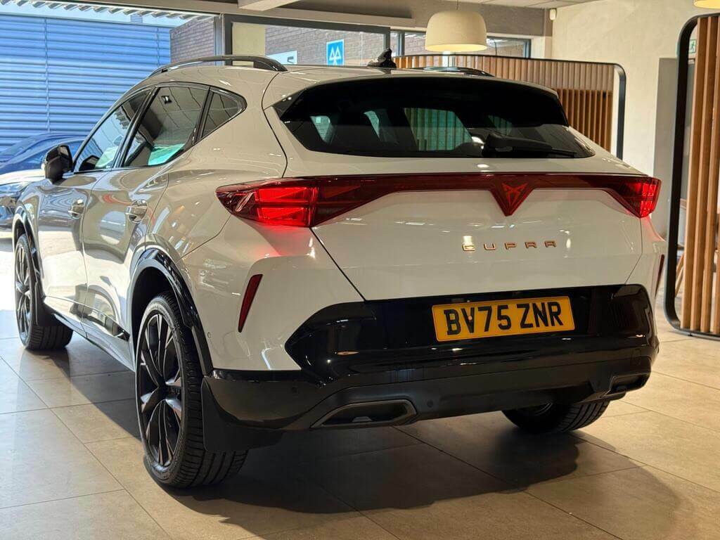 Cupra Formentor 1.5 Etsi 150 V3 Dsg BV75ZNR White #3