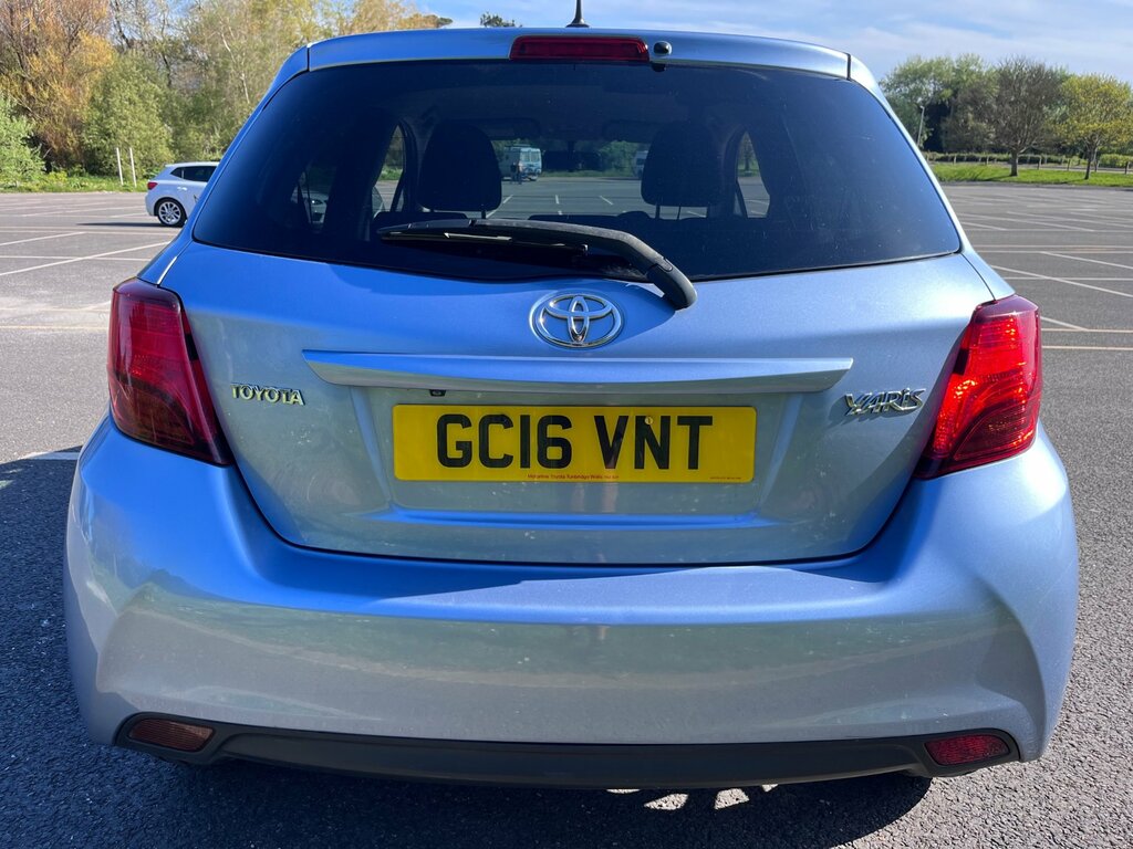 Toyota Yaris 1.33 Dual Vvt-i Icon Hatchback E GC16VNT Blue #4