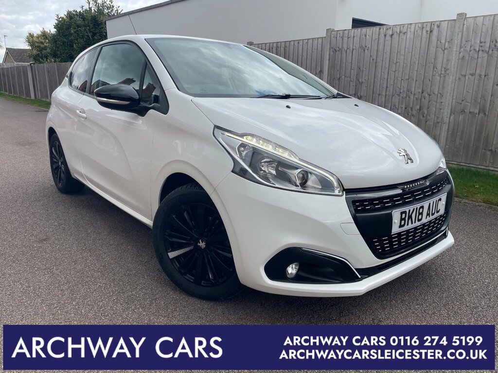 Peugeot 208 1.2 Puretech Black Edition Hatchback Ma White