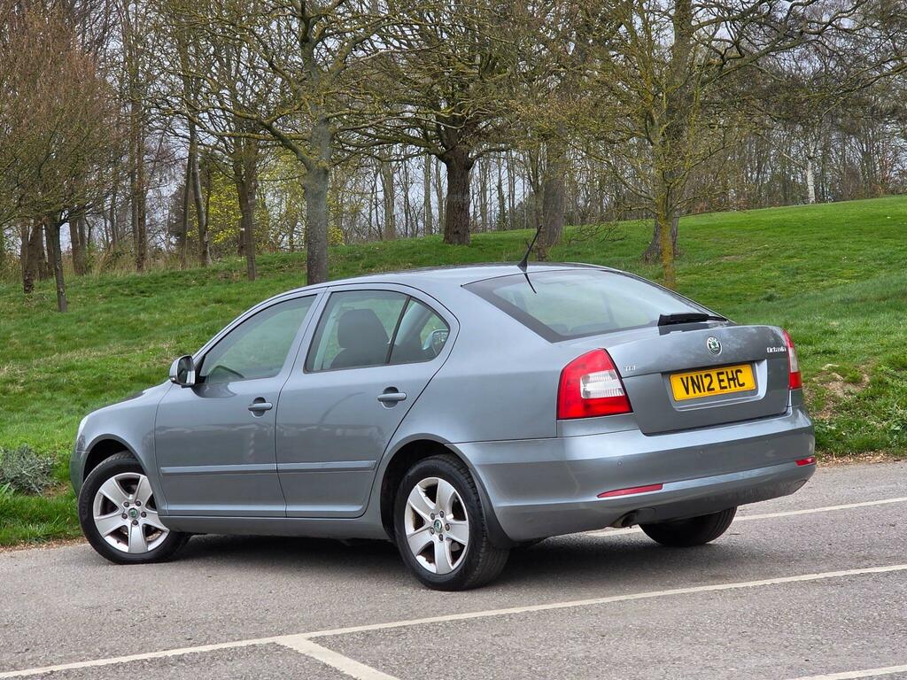 Skoda Octavia 1.6 Tdi Elegance Euro 5 Grey #5