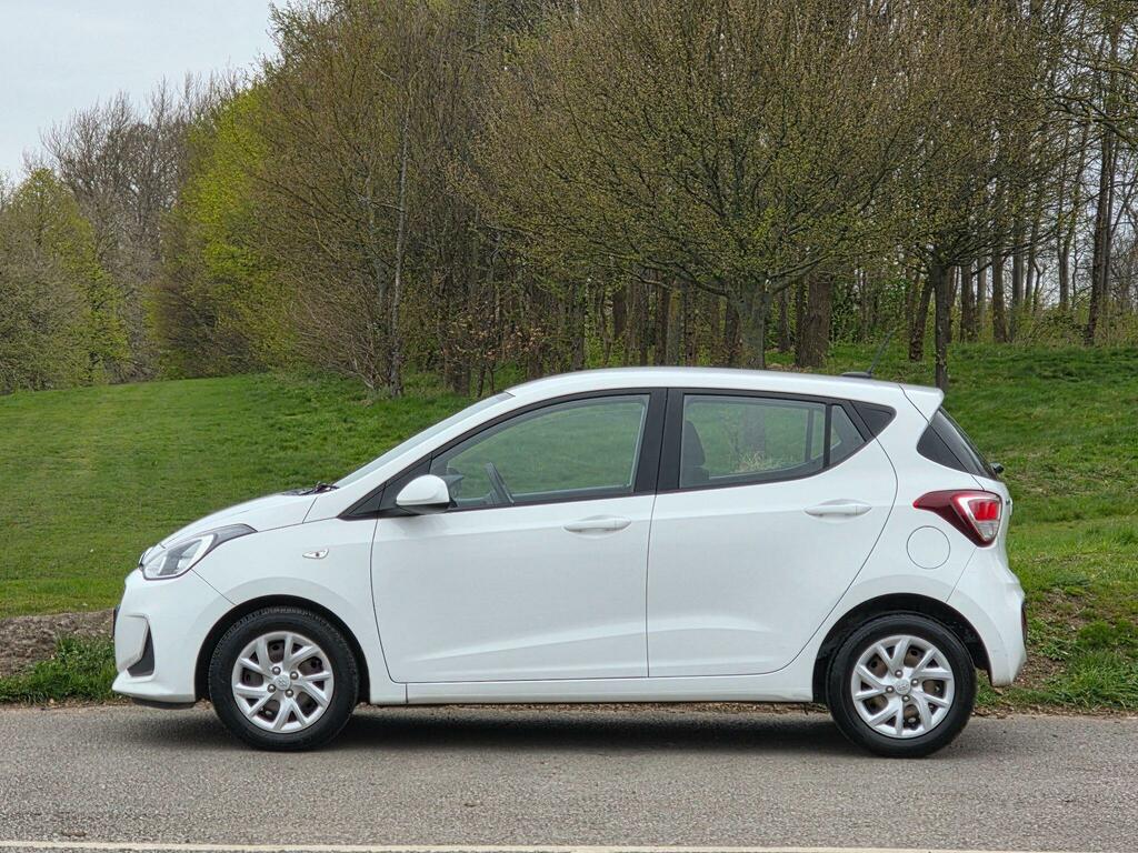Hyundai I10 1.2 Se Euro 6 EF17ZHK White #4
