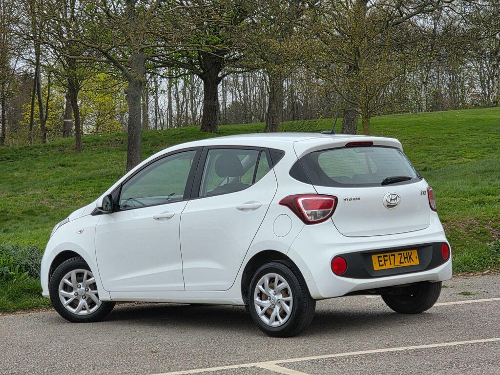 Hyundai I10 1.2 Se Euro 6 EF17ZHK White #5