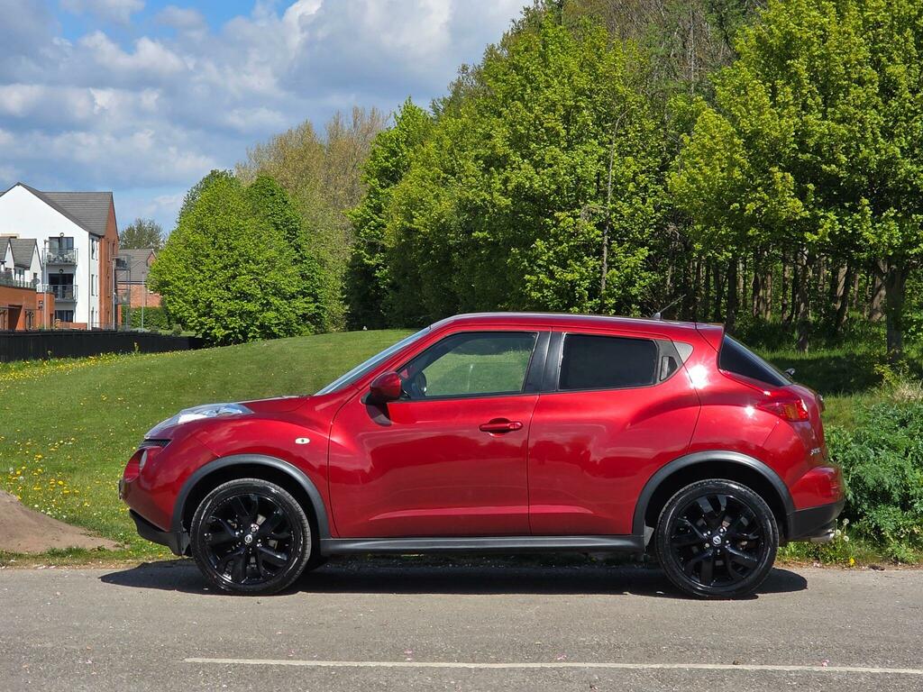 Nissan Juke 1.6 Acenta Premium Euro 5 Ss HN13WTJ Red #4