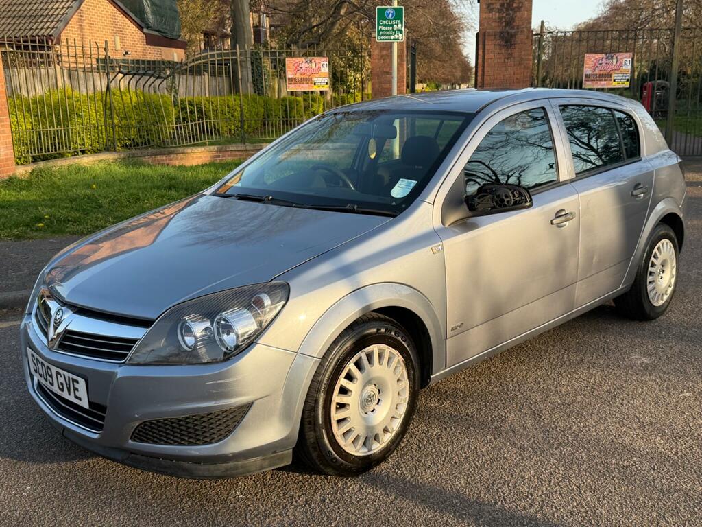 Vauxhall Astra 1.8I 16V Life Silver