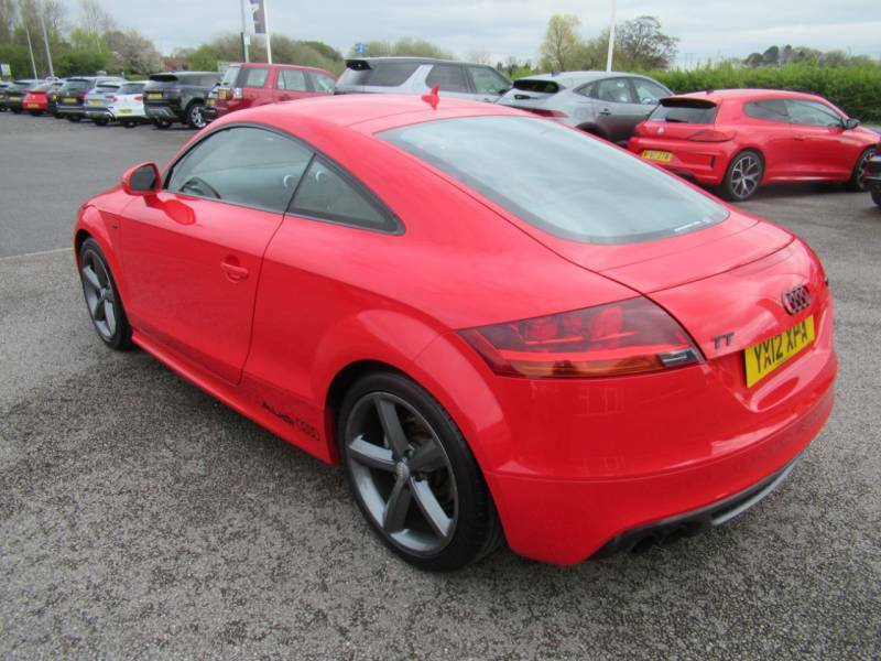 Audi TT 1.8T Fsi S Line - 2012 12 Red #4