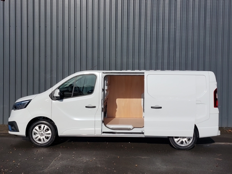 Renault Trafic Ll30 Blue Dci 150 Extra Safety Van White #4