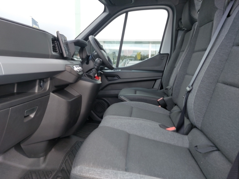 Renault Master Ml35dci 150 Advance Low Roof Chassis Cab SC75GYP White #5