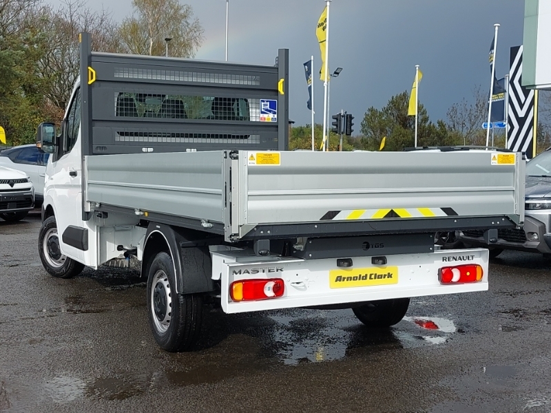 Renault Master Ml35dci 150 Advance Low Roof Chassis Cab SC75GYP White #2