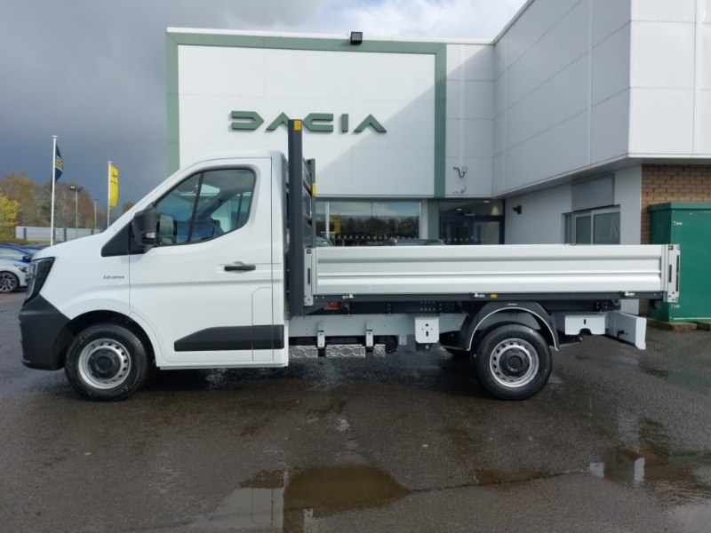 Renault Master Ml35dci 150 Advance Low Roof Chassis Cab SC75GYP White #4