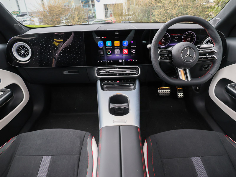 Mercedes-Benz CLA Class Cla 250 200Kw Eq Tech Amg Line Ed 85Kwh Black #3