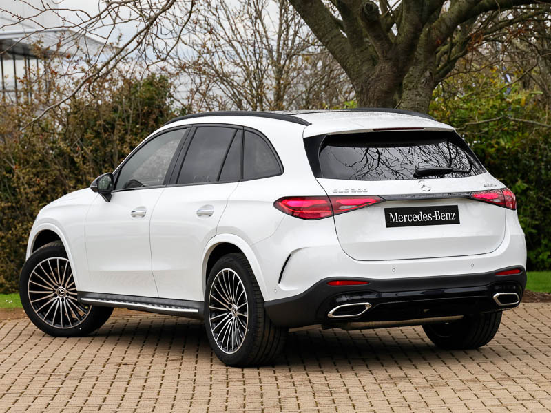 Mercedes-Benz GLC Class Glc 300 4Matic Amg Line Premium Plus 9G-tronic White #2
