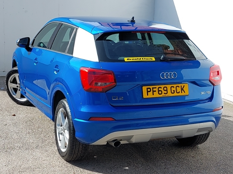 Audi Q2 30 Tdi Sport PF69GCK Blue #2