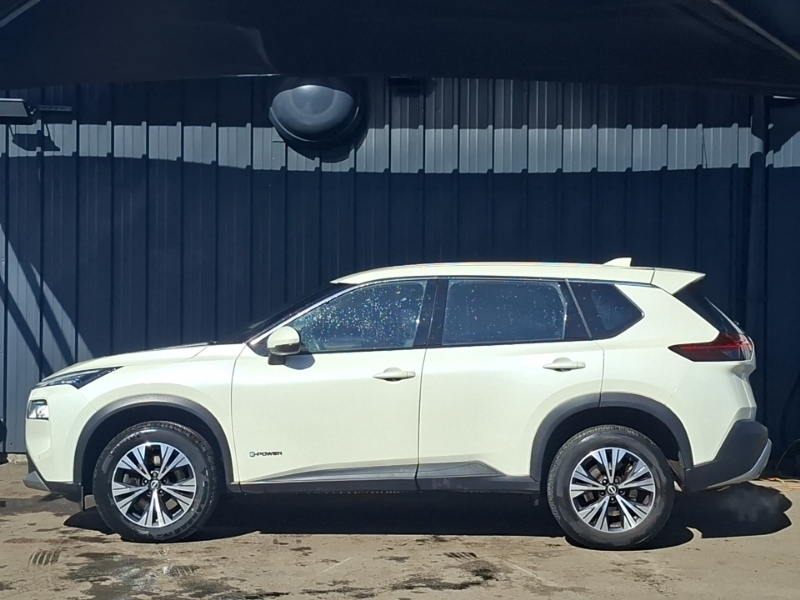 Nissan X-Trail 1.5 E-power E-4orce 213 Acenta Prem 7 St FN73SWX White #4