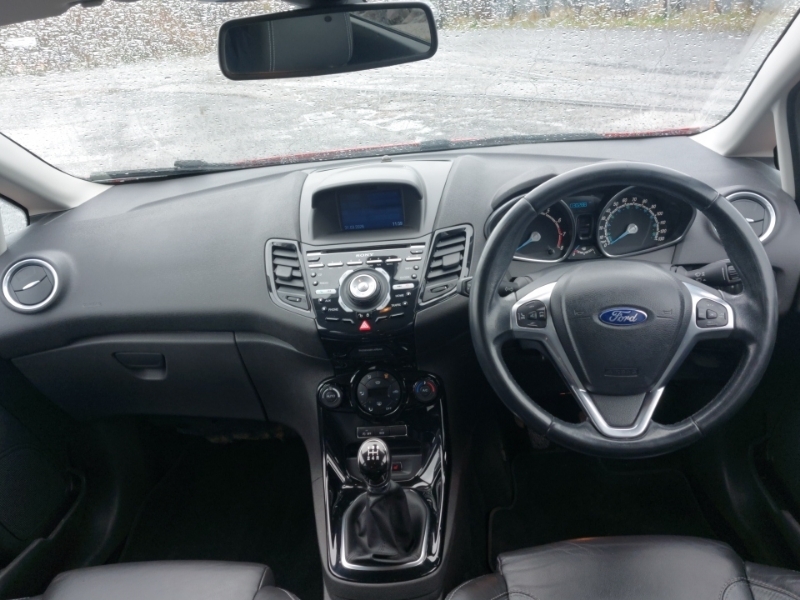 Ford Fiesta 1.0 Ecoboost 125 Titanium X SM66CSY Red #3