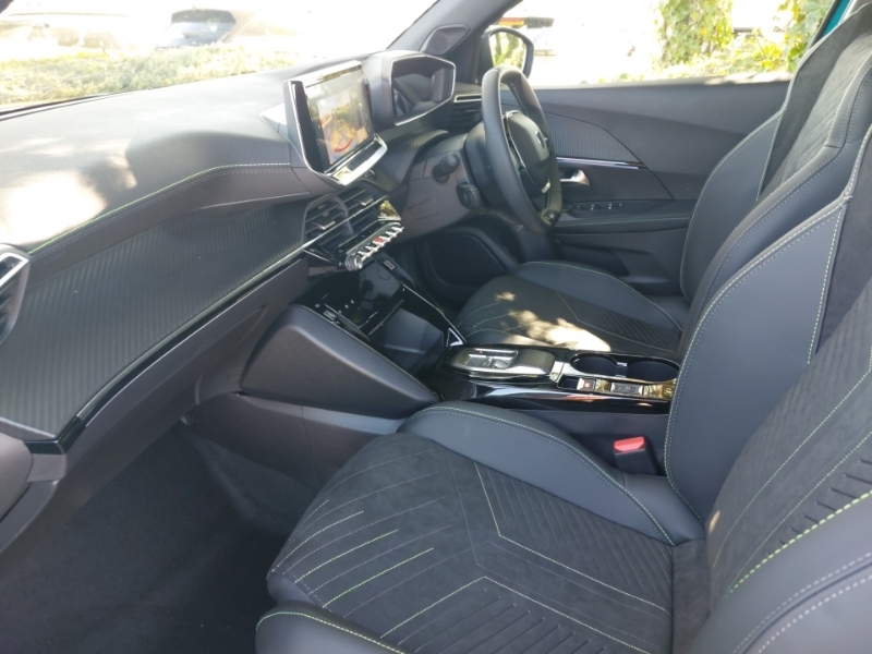 Peugeot e-2008 115Kw Gt Premium 54Kwh Blue #5