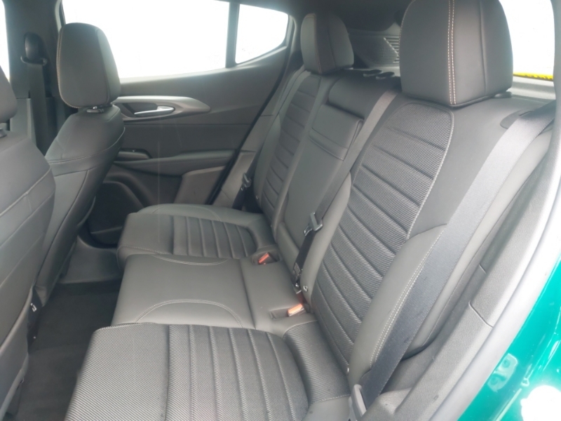 Alfa Romeo Tonale 1.5 Mhev Ti XRZ3368 Green #6