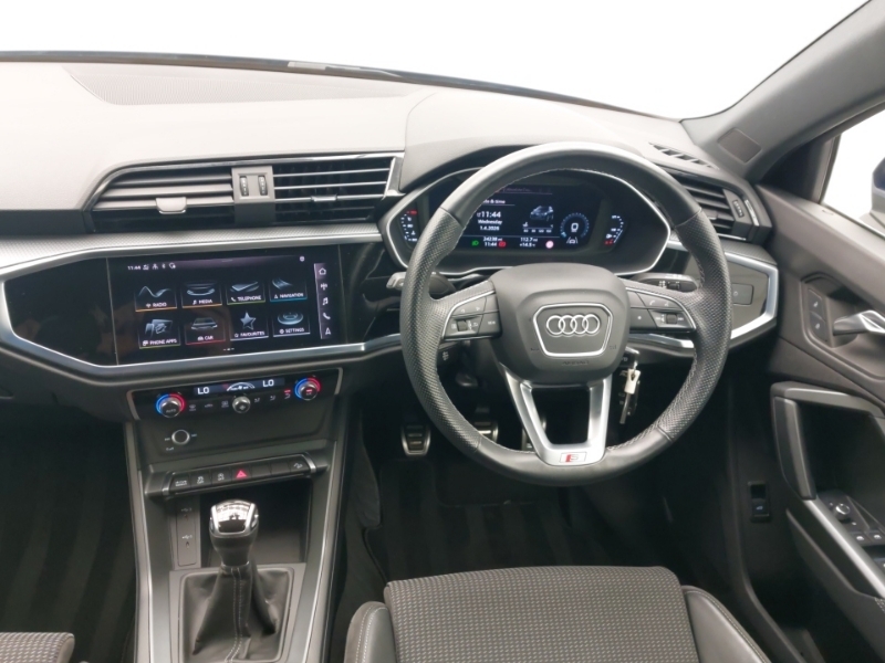 Audi Q3 35 Tfsi S Line HJ21YBV Blue #3