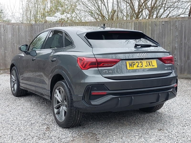 Audi Q3 35 Tfsi Black Edition S Tronic MP23JXL Grey #2