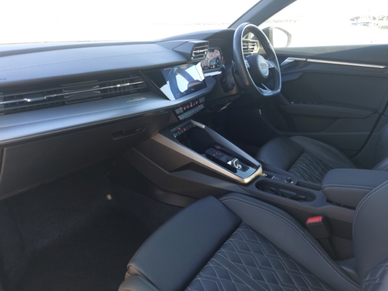 Audi S3 Tfsi Black Edition Quattro S Tronic SW73VDN White #5