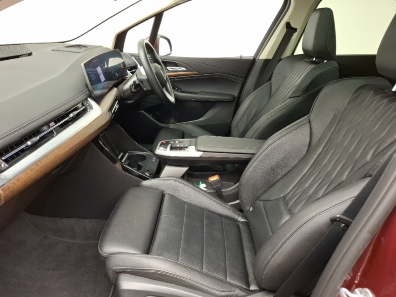 BMW 2 Series 220I Mht Luxury Dct Red #5