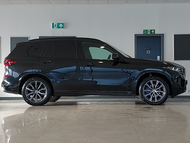 BMW X5 Xdrive30d Mht M Sport YG25KUF Black #3
