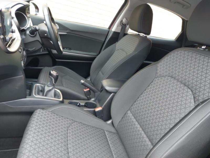 Kia Xceed 1.0T Gdi Isg 2 DV20VFZ Red #5