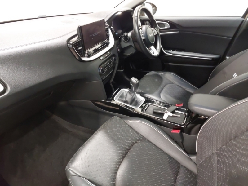 Kia Xceed 1.5T Gdi Isg 4 LA71MYU Yellow #5