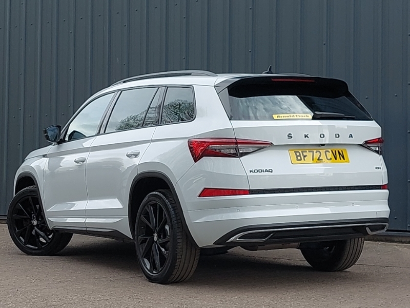 Skoda Kodiaq 2.0 Tdi 200 Sport Line 4X4 Dsg 7 Seat BF72CVN White #2