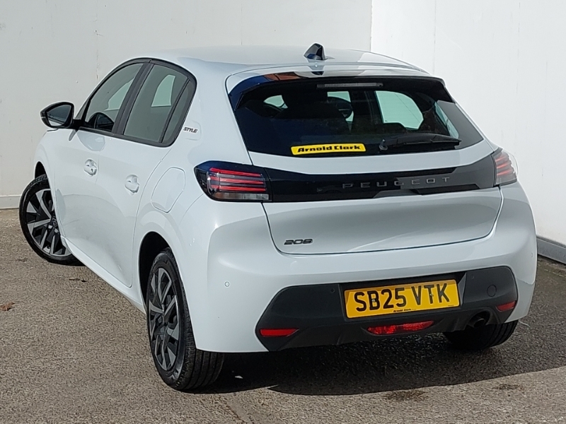 Peugeot 208 Hatchback Special Edi 1.2 Puretech 100 Style SB25VTK White #2