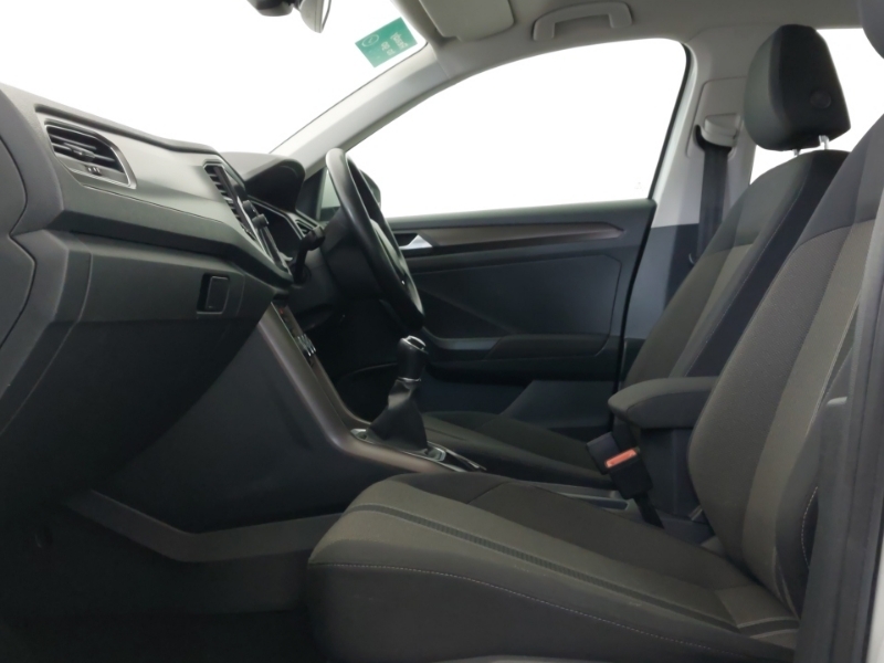 Volkswagen T-Roc 1.0 Tsi Se ND68BKU White #5