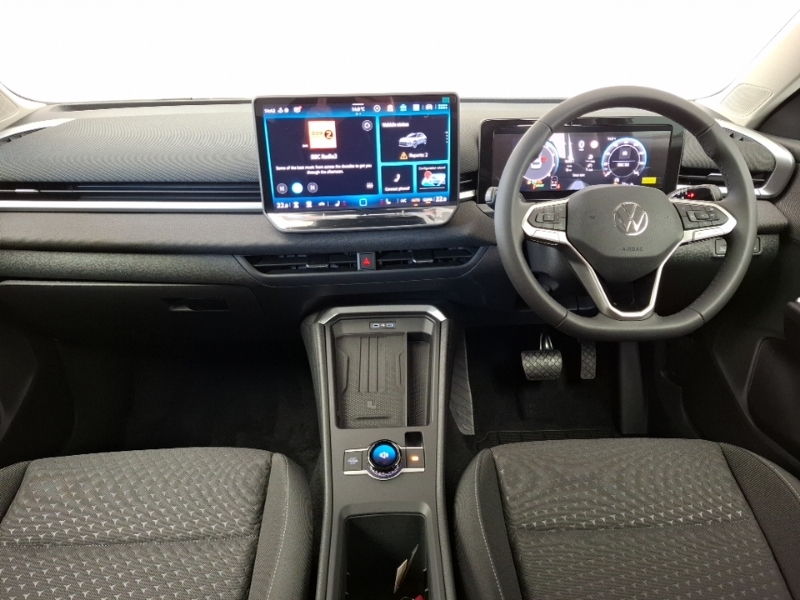 Volkswagen T-Roc 1.5 Etsi 150 Life Dsg Black #3