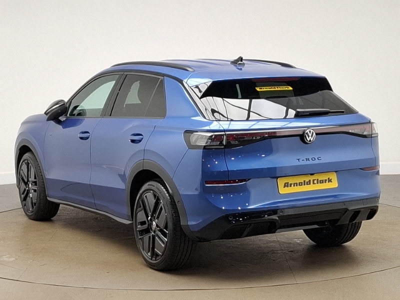 Volkswagen T-Roc 1.5 Etsi 150 R-line Dsg Blue #2
