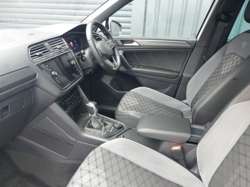 Volkswagen Tiguan 2.0 Tdi 4Motion R-line Dsg EX21HLN White #5