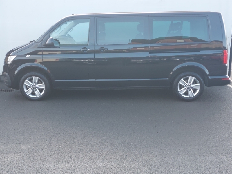 Volkswagen Transporter Shuttle 2.0 Tdi 150Ps Se Minibus SK24UOR Black #4