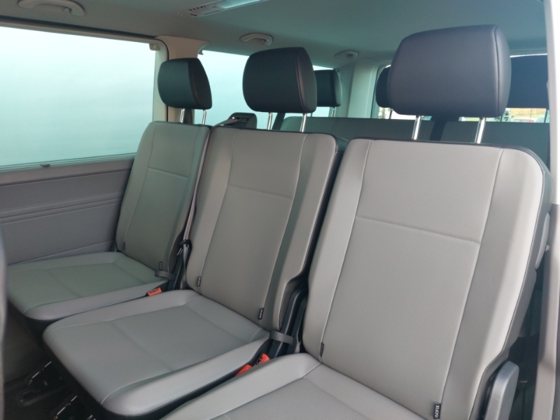 Volkswagen Transporter Shuttle 2.0 Tdi 150Ps Se Minibus SK24UOR Black #6