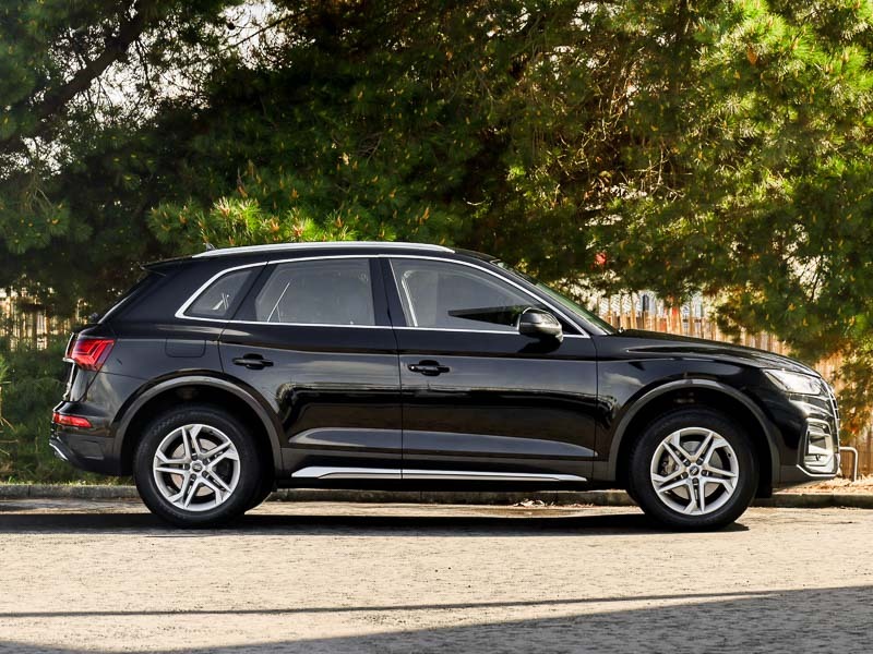 Audi Q5 40 Tdi Quattro Sport S Tronic SV71NWU Black #4