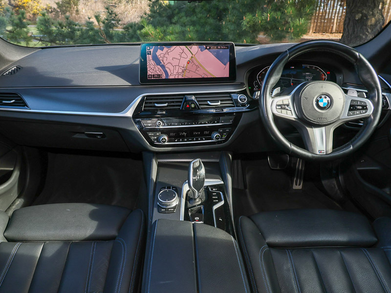 BMW 5 Series 520D Xdrive Mht M Sport Step SX22APO Black #4