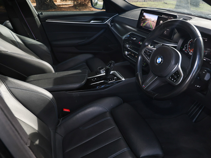 BMW 5 Series 520D Xdrive Mht M Sport Step SX22APO Black #6