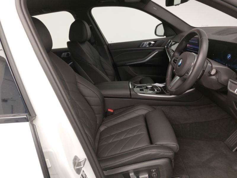 BMW X5 Xdrive30d Mht M Sport YG25KTO White #6