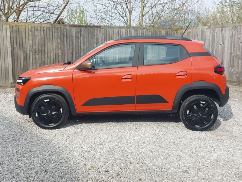 Dacia Spring 27Kwh Extreme 65 48Kw Red #4