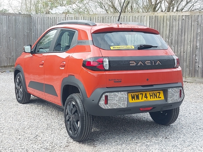 Dacia Spring 27Kwh Extreme 65 48Kw Red #2