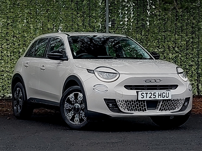 Fiat 600 1.2 Hybrid 48V 136 Edct-6 Beige
