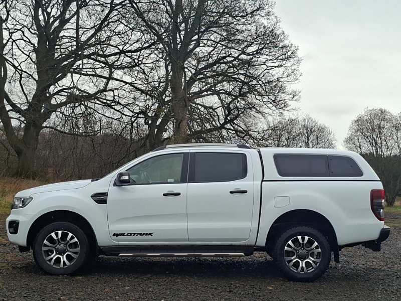 Ford Ranger Pick Up Double Cab Wildtrak 2.0 Ecoblue 213 NL23KTA White #4