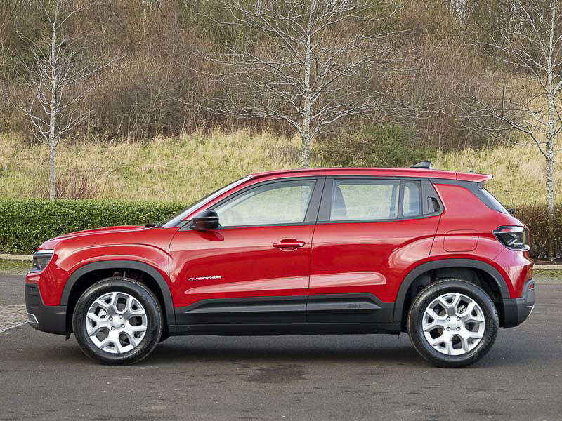 Jeep Avenger 1.2 Altitude Red #4