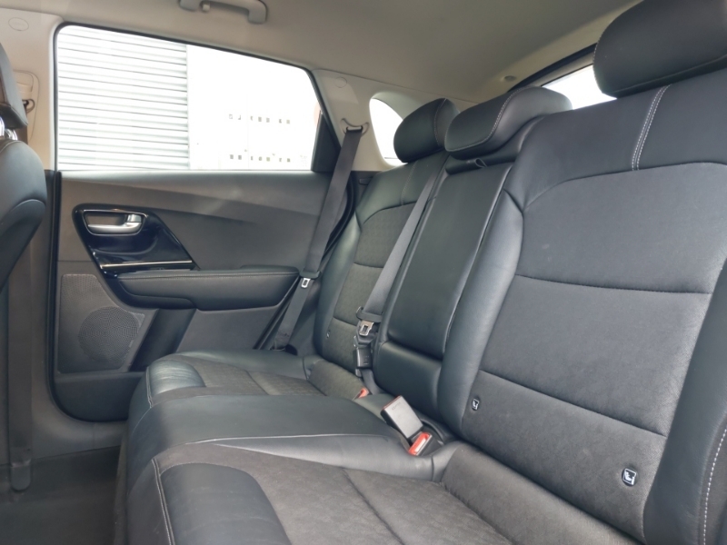 Kia Niro 1.6 Gdi Hybrid 2 Dct SJ70OBW White #6