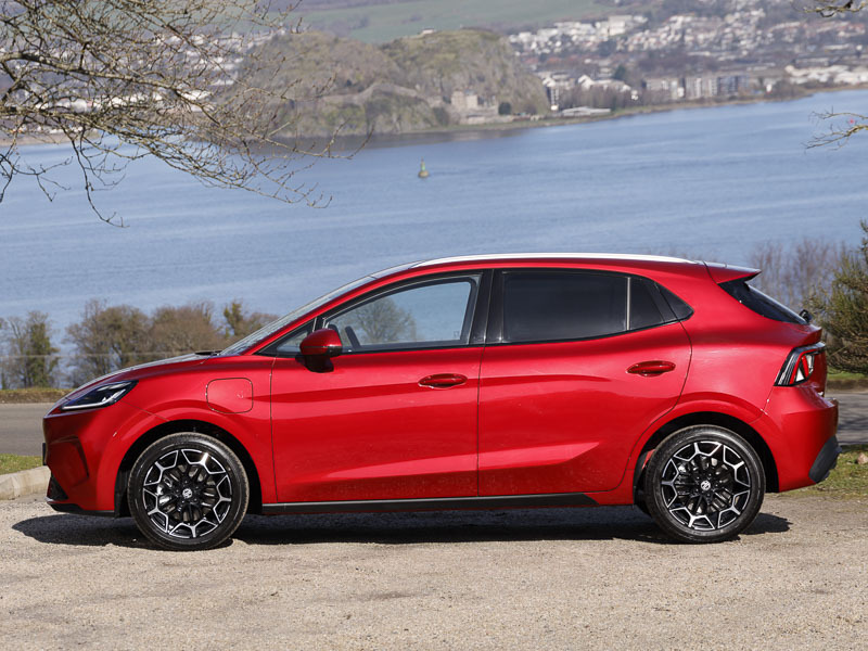 MG MG4 118Kw Premium Long Range 54Kwh MG4URB7 Red #4