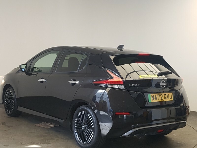 Nissan Leaf 110Kw N-connecta 39Kwh NA72GVJ Black #2